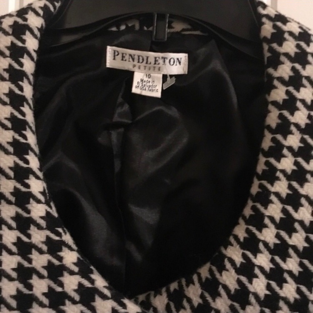 Jacket - Picture 4 of 4